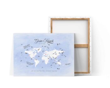 Księga gości z mapą świata na niebieskim tle do wpisów gości