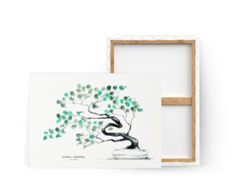Księga gości z rysunkiem drzewka bonsai na którym goście pozostawiają odciski palców